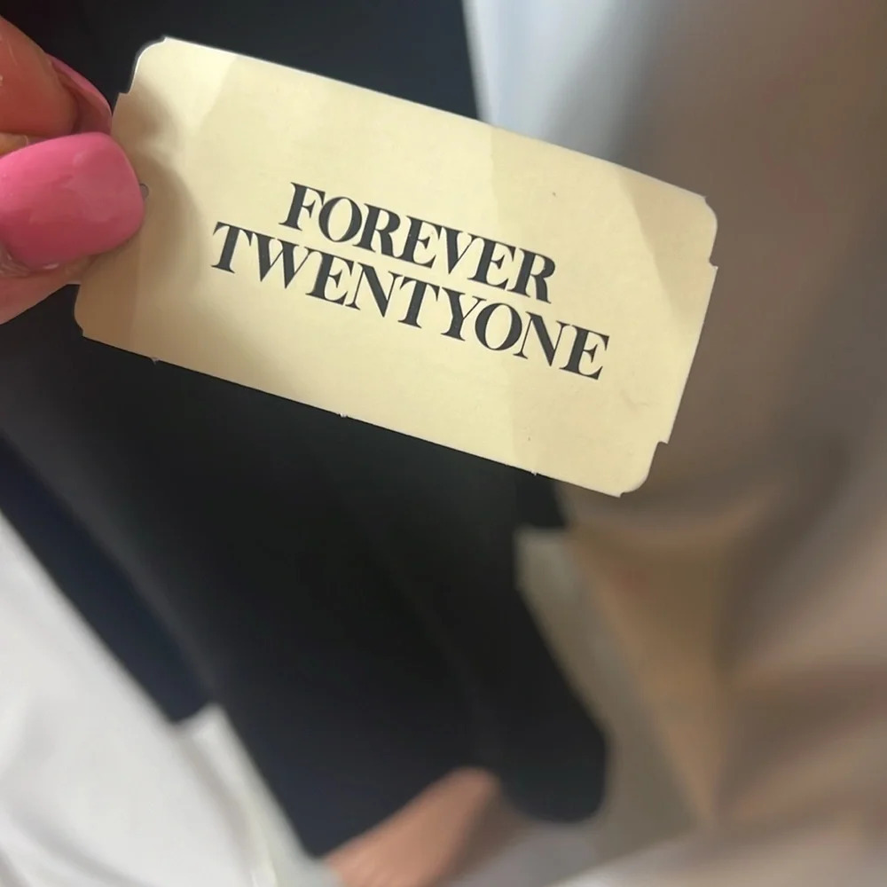 Forever 21 Pleated Midi Skirt - Picture 5 of 14